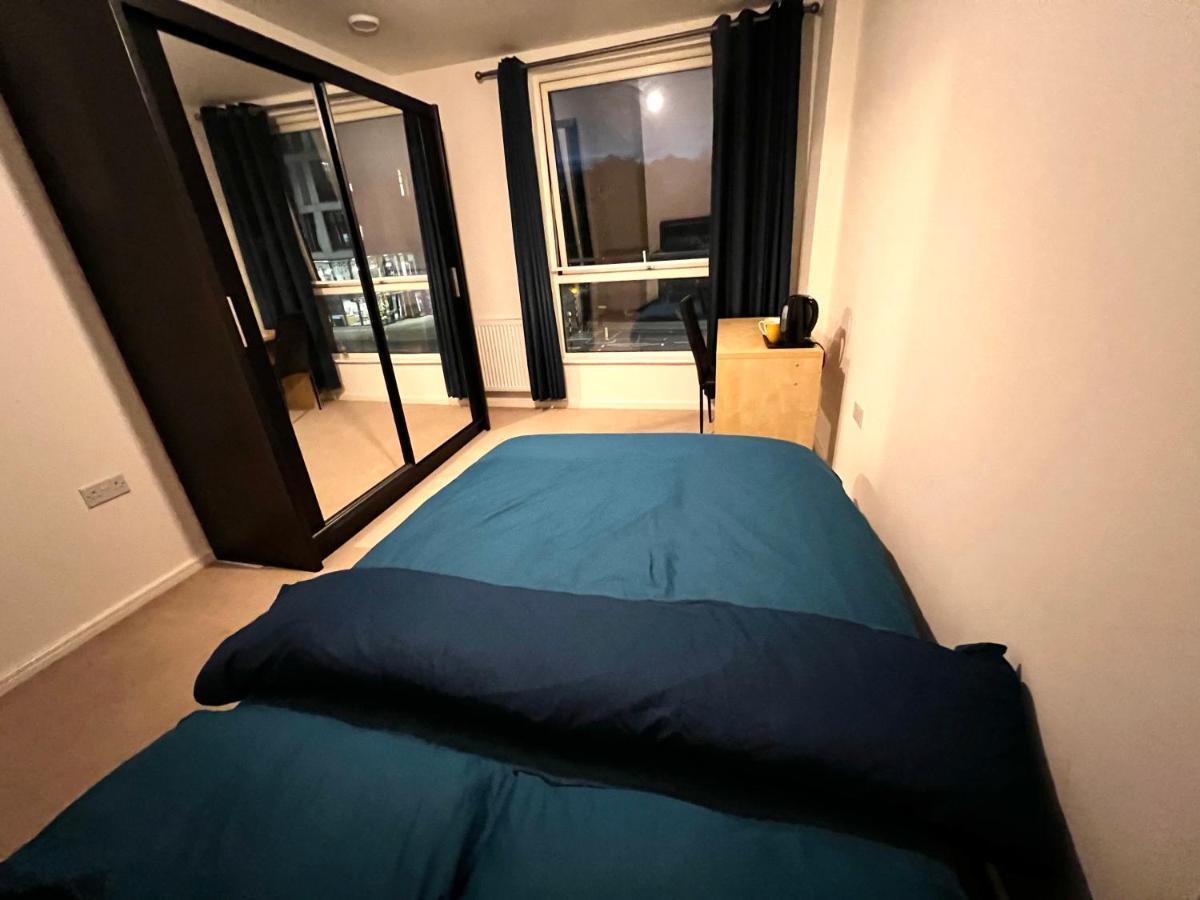 Ensuit Double Room In London, Colindale Edgware Extérieur photo