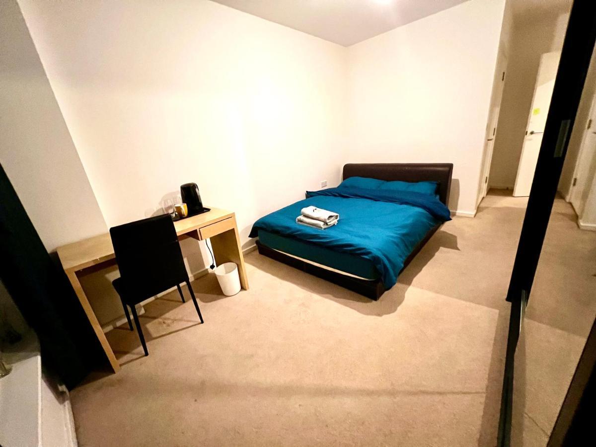 Ensuit Double Room In London, Colindale Edgware Extérieur photo
